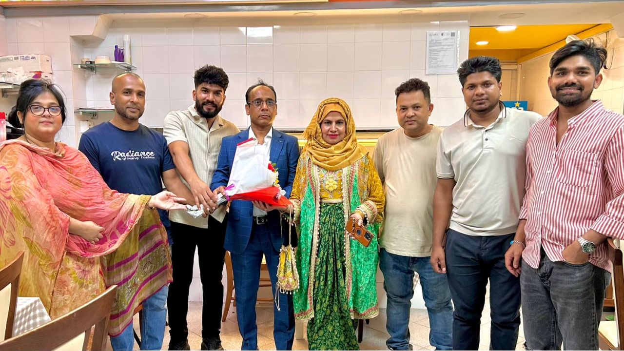 ইতালি রোমে Via di Acqua Bullicante 141, 00176 Roma-তে ‘বনফুল’ রেস্টুরেন্টের যাত্রা 