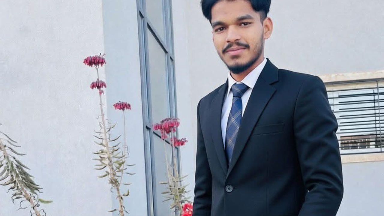 ব্যবসায়ী পরিবারের সন্তান থেকে নির্ভীক সাংবাদিক মোঃ শাহরিয়া 