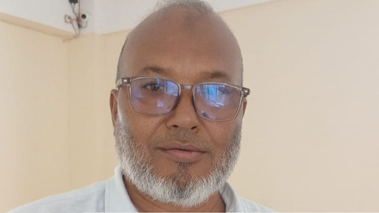 বেনাপোল ইমিগ্রেশনে আওয়ামীলীগ নেতা আটক 