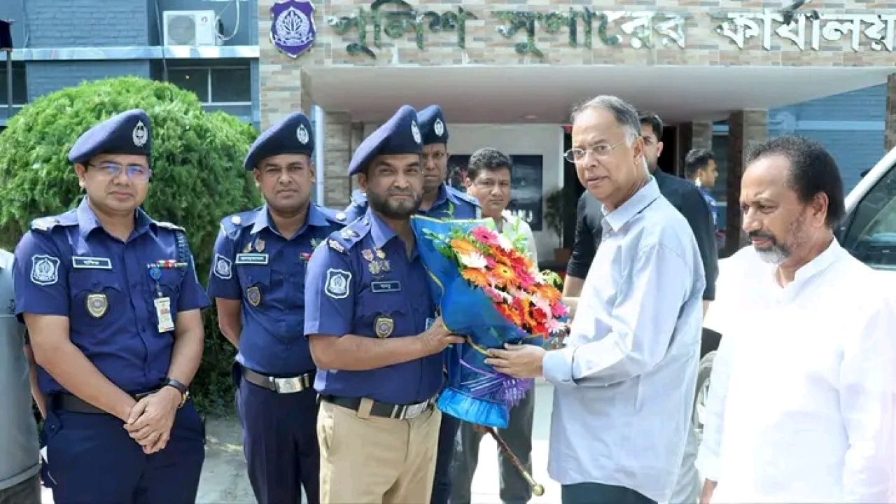 সিরাজগঞ্জে আইন-শৃঙ্খলা বিষয়ক মতবিনিময় সভা