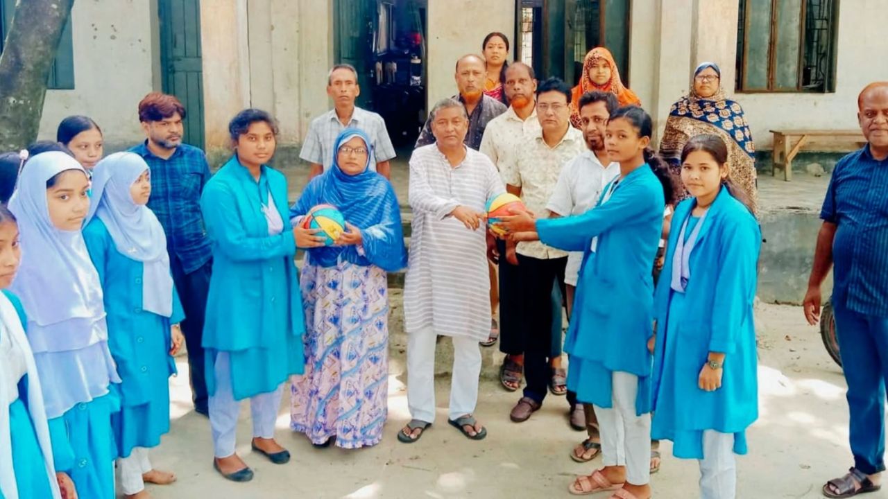 খানসামায় সরকারি টেকনিক্যাল স্কুল অ্যান্ড কলেজ নির্মাণ