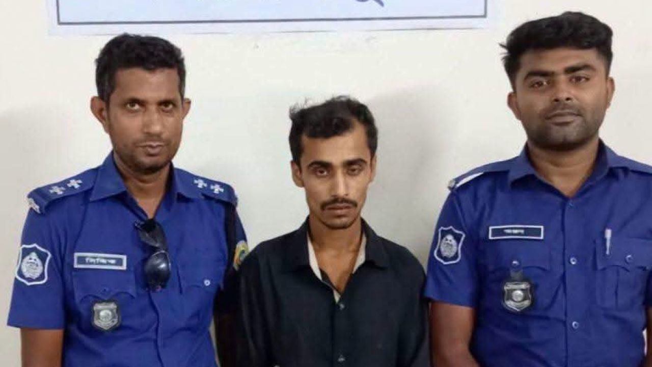 ১০০ পিস ইয়াবা নিয়ে  ভান্ডারিয়া সুদেব রায় গ্রেফতার