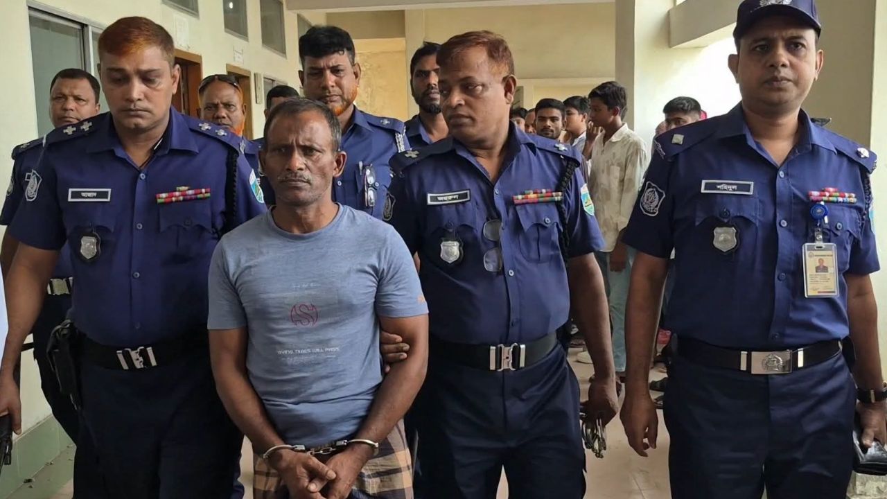 বগুড়ায় মেয়েকে ধর্ষণের দায়ে বাবার মৃত্যুদণ্ড 