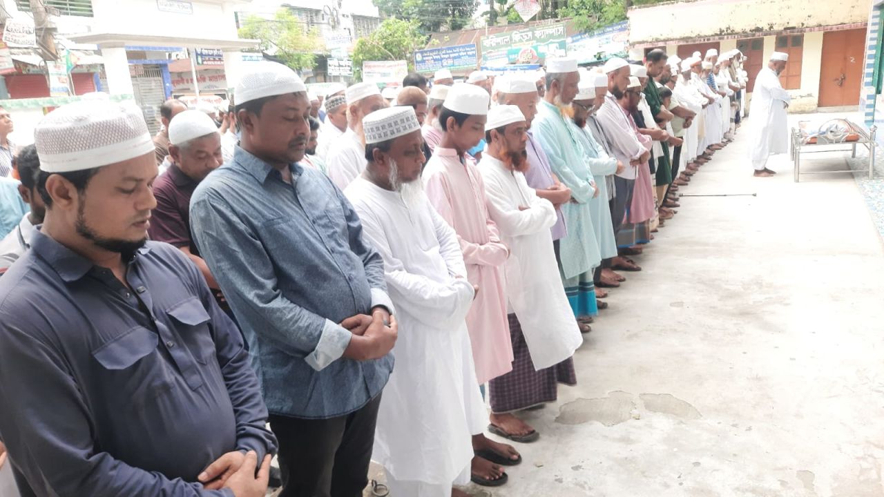 একাত্তর টেলিভিশনের ক্যামেরা পার্সন আলাউদ্দিনের বাবার ইন্তেকাল 