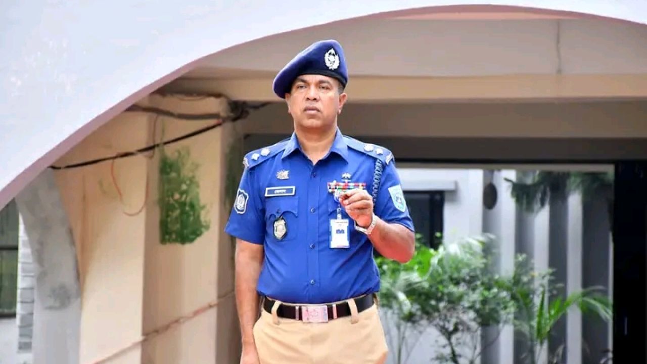 দিনাজপুরের পুলিশ সুপারের নবাবগঞ্জ থানা বার্ষিক পরিদর্শন 