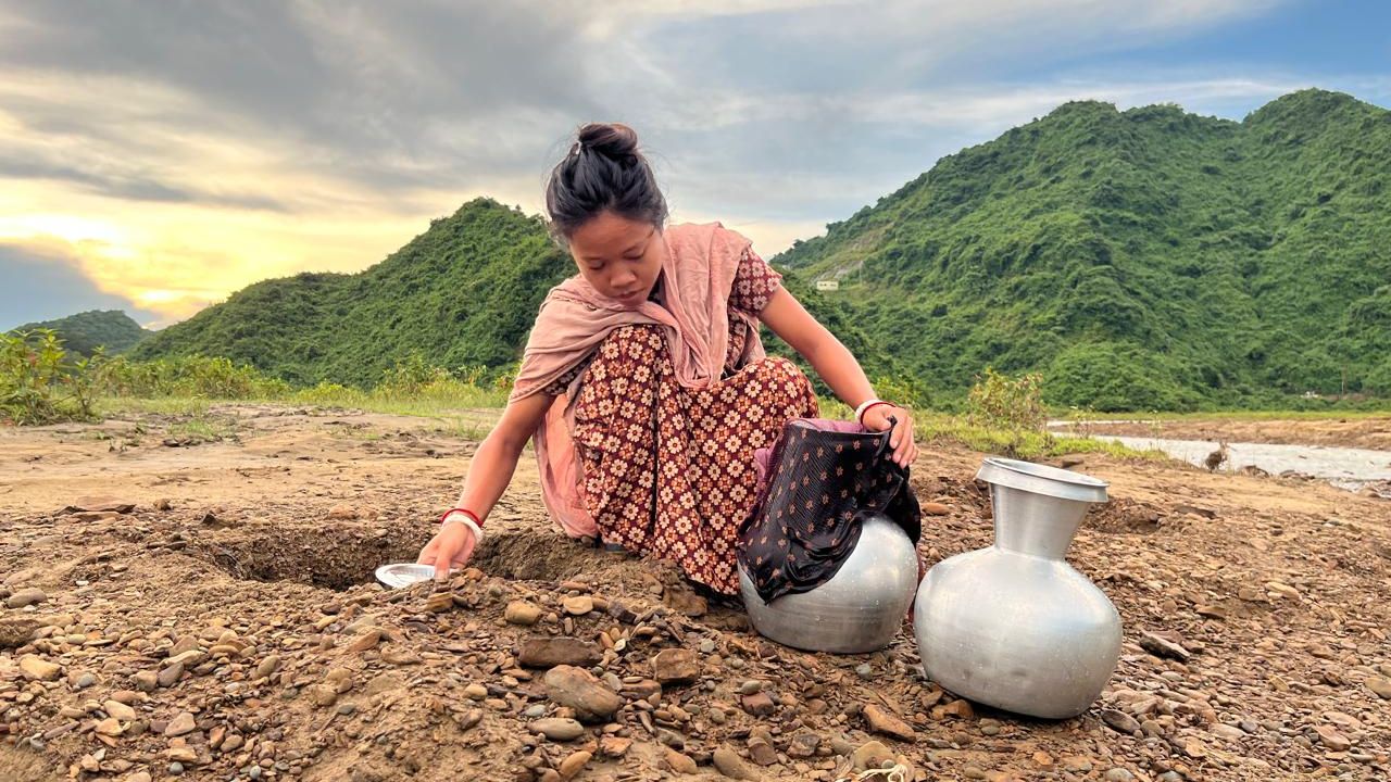নেত্রকোনার পাহাড়ে নিরাপদ পানির সংকট