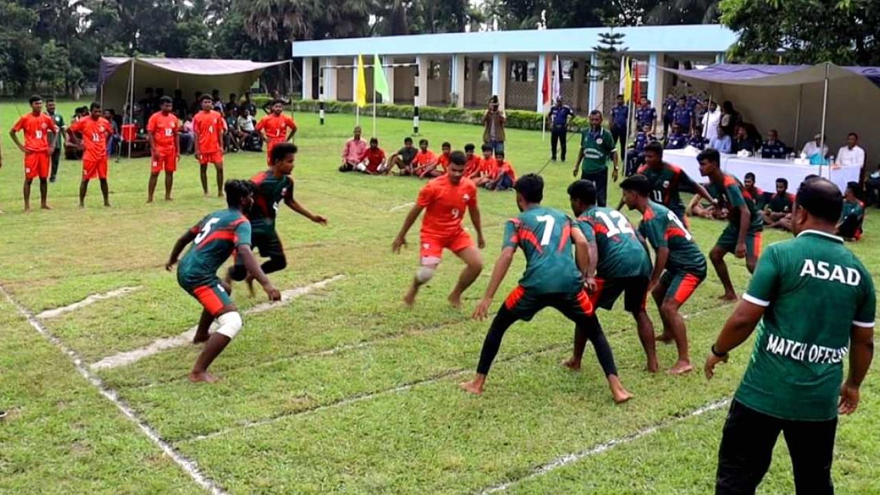 পঞ্চগড়ে পুলিশের কাবাডি প্রতিযোগিতা