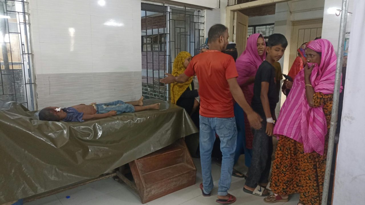 অটোরিকশার চা/পা/য় কুমিল্লায় চার বছরের শিশুর মৃ/ত্যু 