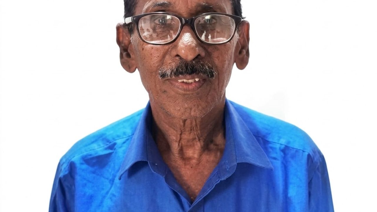 হ্যান্ডকাফ পরা অবস্থায় পুলিশ হেফাজত থাকা দর্শনা'র কুড়ুলগাছি থেকে আ.লীগ নেতা চম্পট 