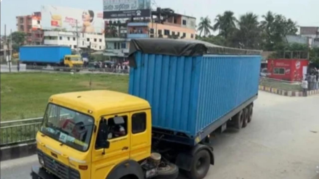 রূপপুরে পৌঁছাল দ্বিতীয় ইউনিটের প্রথম ইউরেনিয়াম চালান 