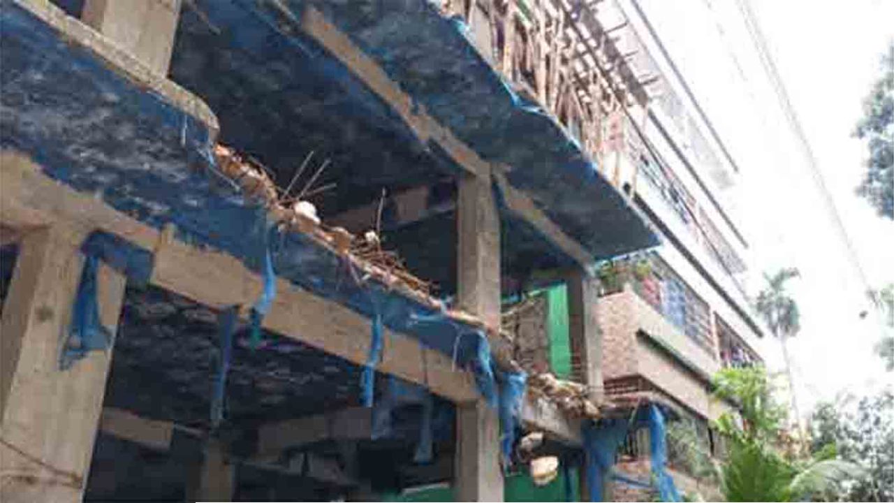 অনুমোদন ছাড়াই যশোরে ১০ তলা ভবন নির্মাণ 