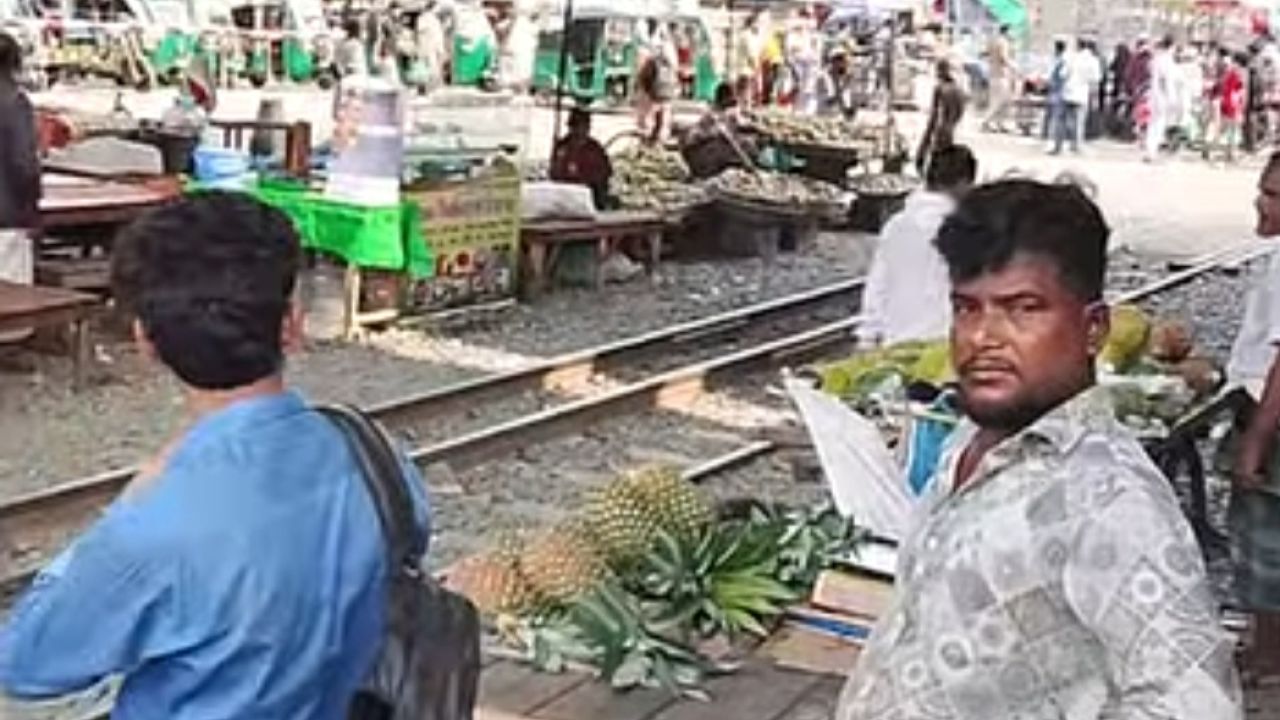 জুরাইন রেলগেট যেন মৃত্যুফাঁদ  