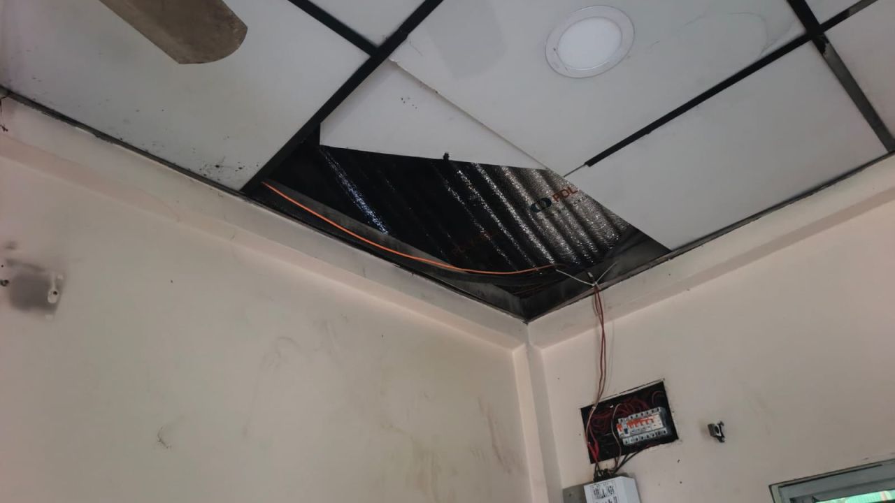 সরাইলে চুরি ও লুটপাটের অভিযোগ  