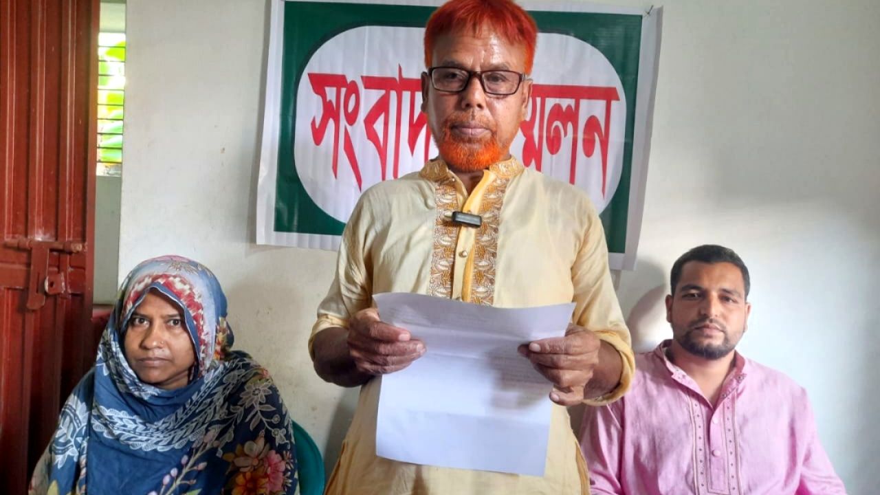 পলাশবাড়ীতে দূর্ণীতির অভিযোগকারীকে মামলায় ফাঁসিয়ে জেলে পাঠানোর অভিযোগ 