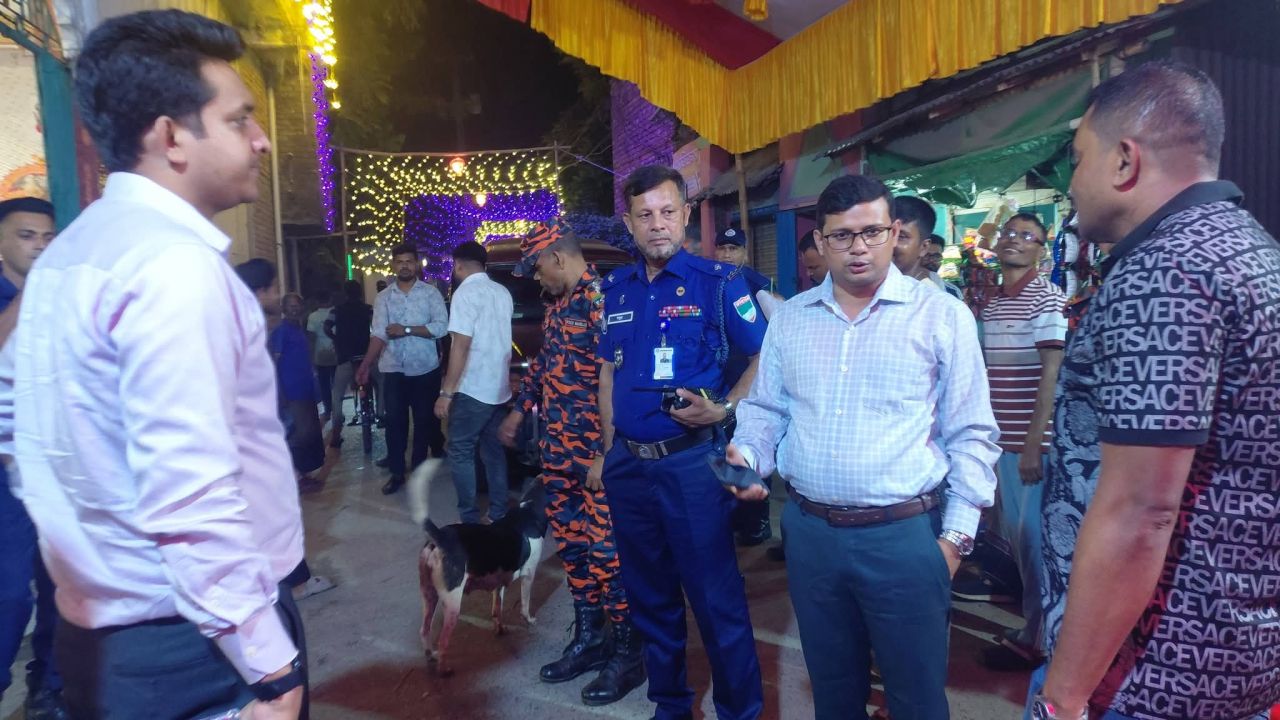 দুর্গাপূজায় নিরাপত্তা নিয়ে কঠোর বার্তা রূপসার ইউএনও'র 