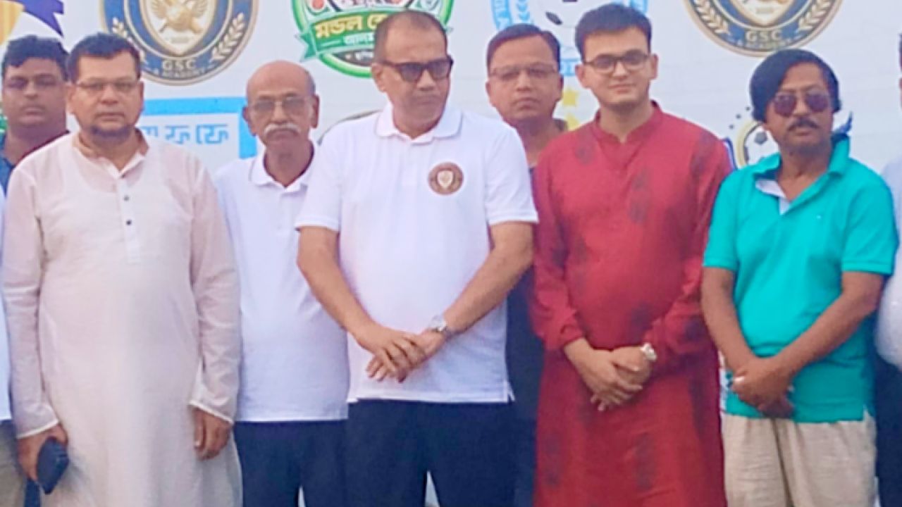 জিএসসি গোল্ডকাপ ফুটবল টুর্নামেন্টে রোমাঞ্চকর জয় সিরাজগঞ্জের সবুজ সংঘের 